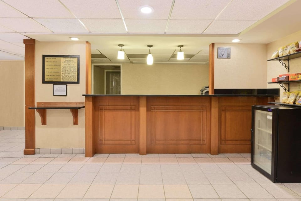 Lobby or reception, On site