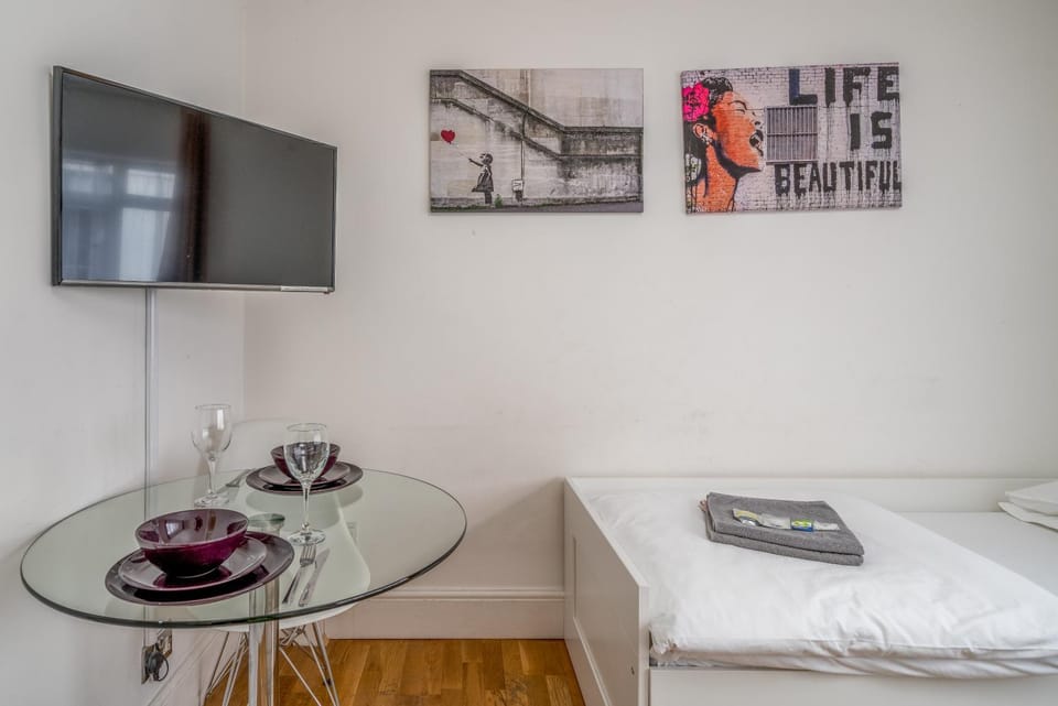 Private Studio - Wardour Street - Berwick Street Apartment in City of Westminster