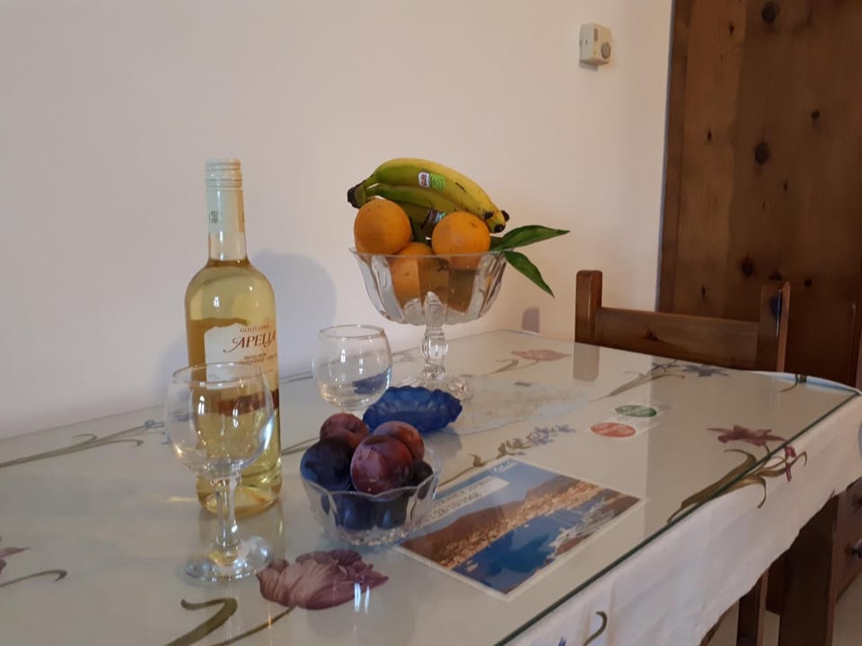 Food and drinks