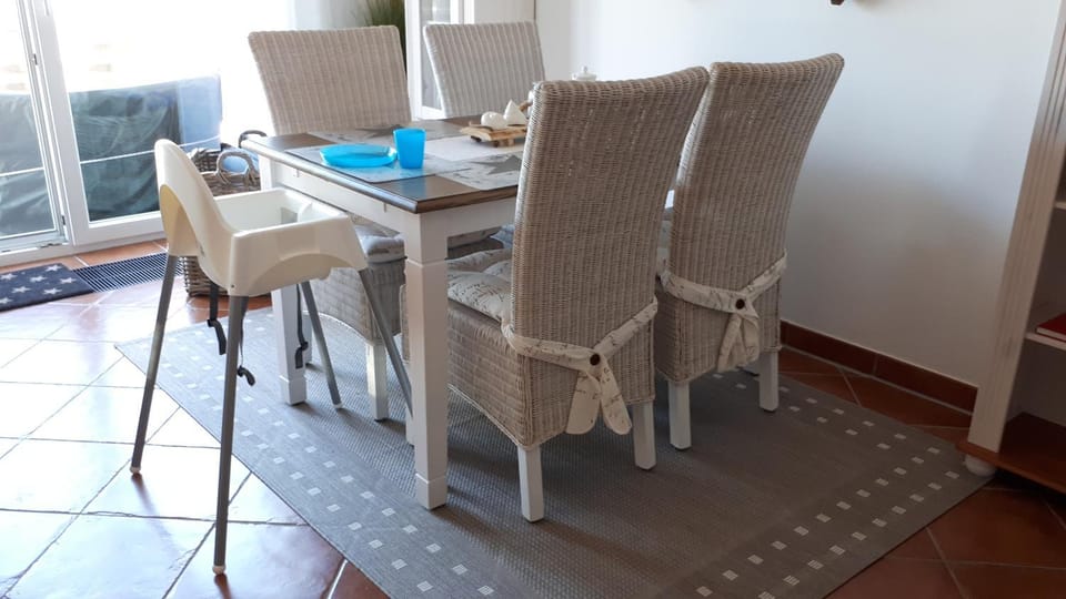 Decorative detail, Dining area