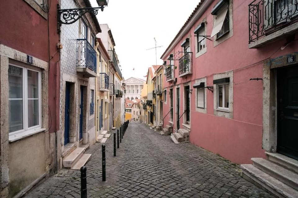 Day, Neighbourhood