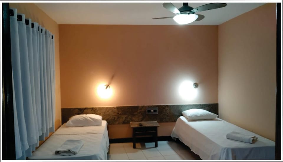 Bed, Photo of the whole room, Bedroom, fireplace