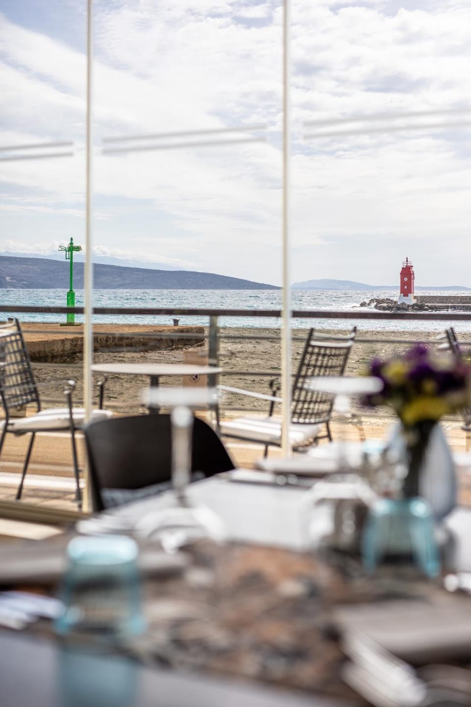 Restaurant/places to eat, Sea view