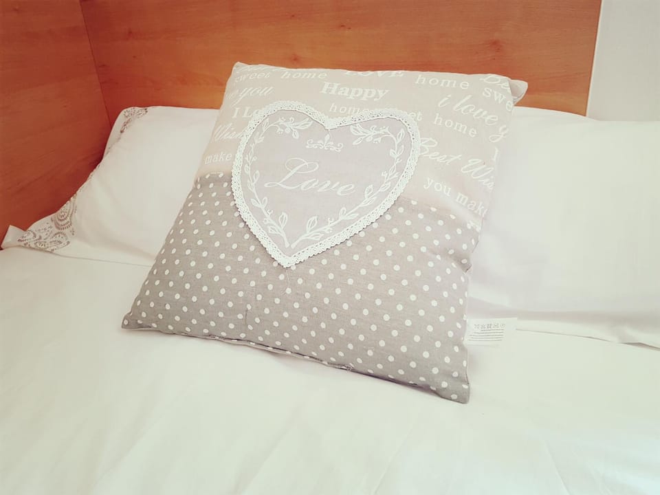 Bed, Decorative detail