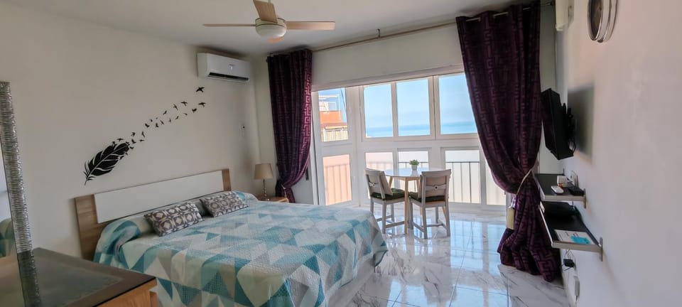 Photo of the whole room, air conditioner