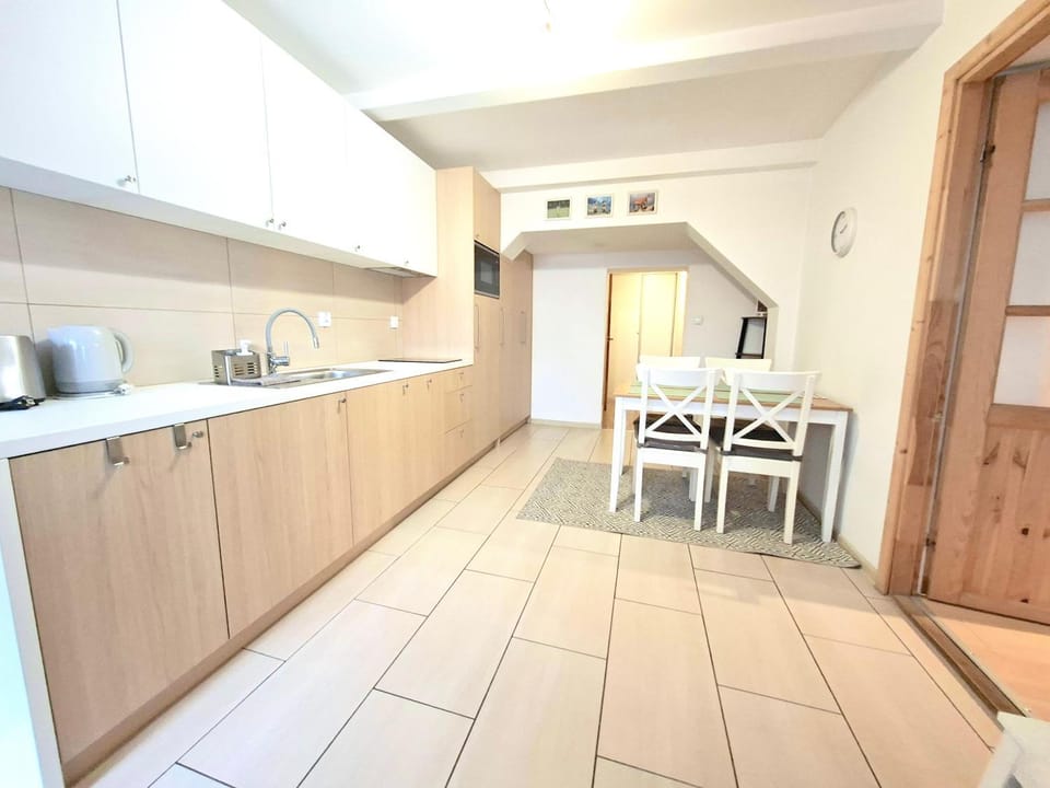 Kitchen or kitchenette, kitchen