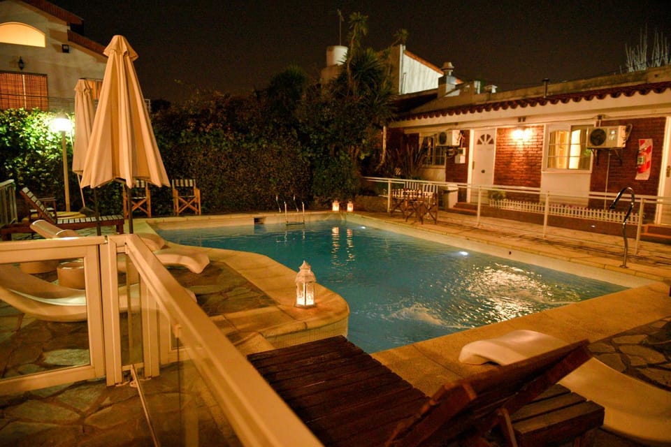 Swimming pool, Swimming pool