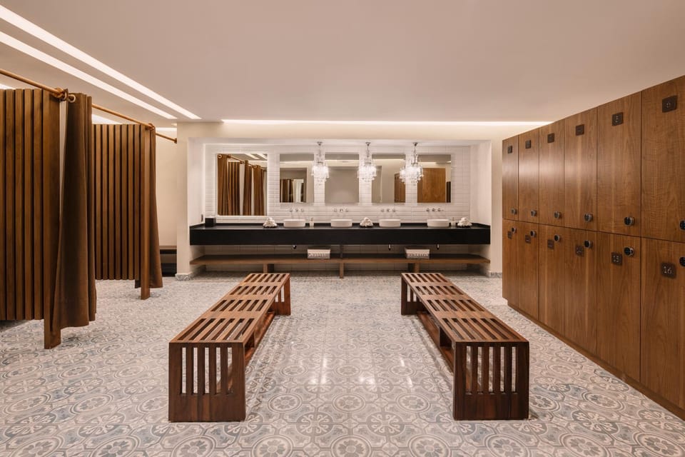 Massage, Spa and wellness centre/facilities