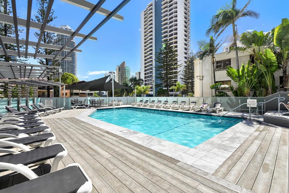 Swimming pool, Swimming pool
