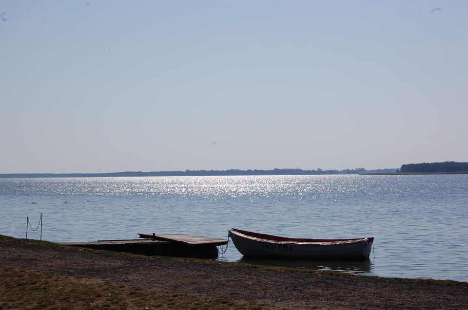 Nearby landmark, Neighbourhood, Activities, Lake view