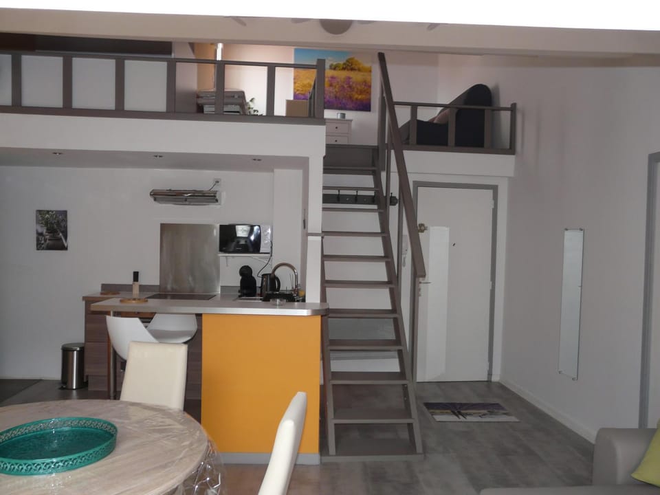 Miel de Lavande Apartment in L'Isle-sur-la-Sorgue