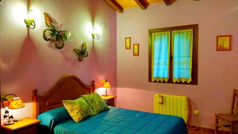 Bed, Decorative detail, Bedroom