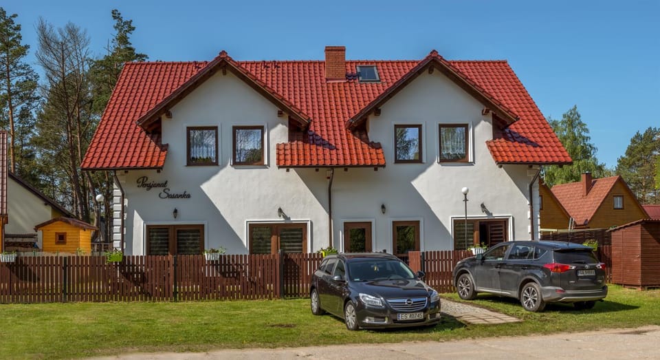 Property building, Day, Parking