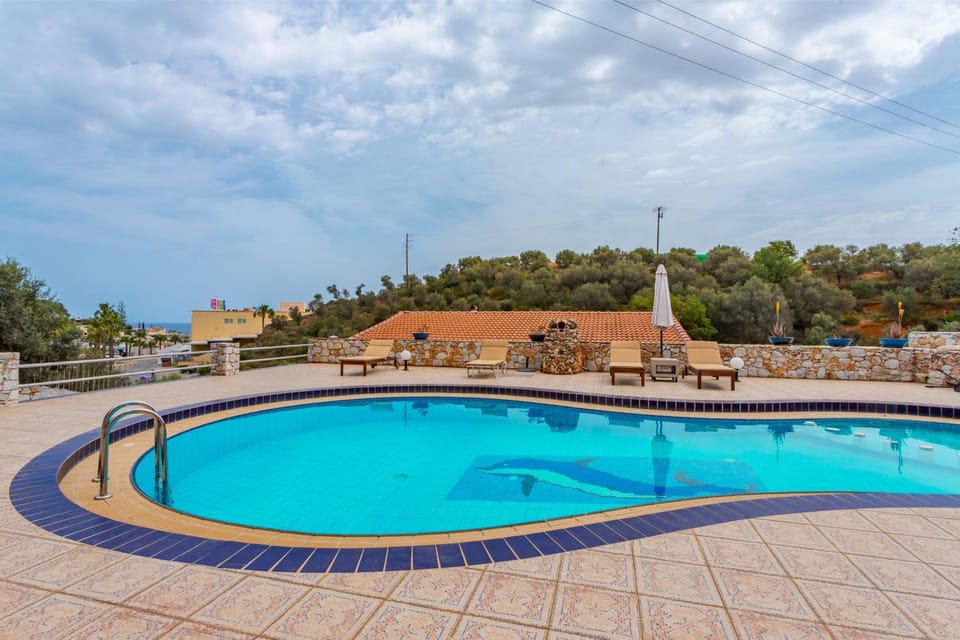Day, Balcony/Terrace, Pool view, Swimming pool, Swimming pool, sunbed