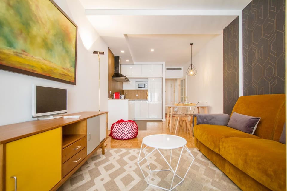 TV and multimedia, Living room, Seating area