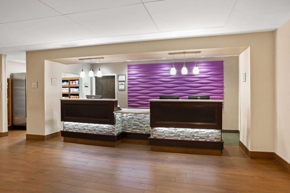 Lobby or reception, On site