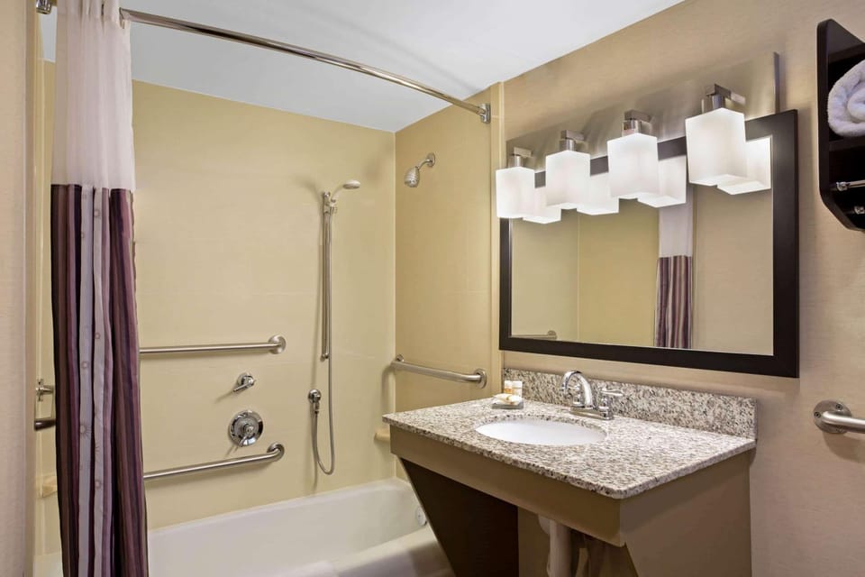 Bathroom, Photo of the whole room, On site, ADAM
