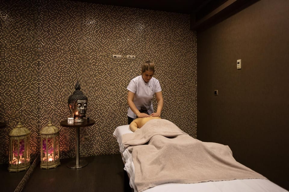 Massage, Spa and wellness centre/facilities