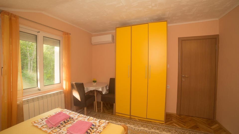 Living room, Bedroom