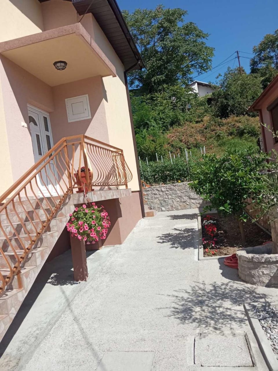 Cicvaric rooms Bed and Breakfast in Podgorica Municipality, Montenegro