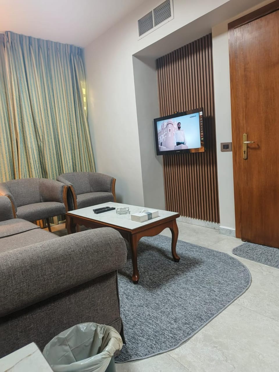 Living room, Photo of the whole room, Seating area, Bedroom