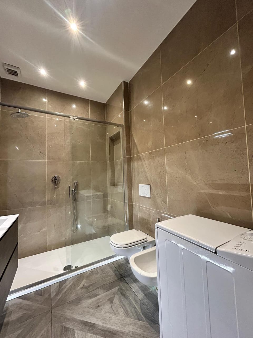 DaVinci Apartament near Duomo Apartment in Milan