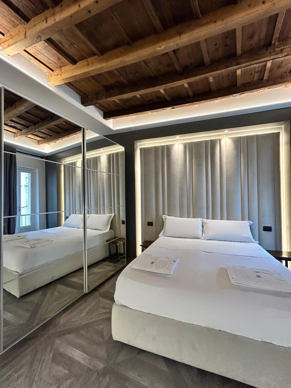 DaVinci Apartament near Duomo Apartment in Milan