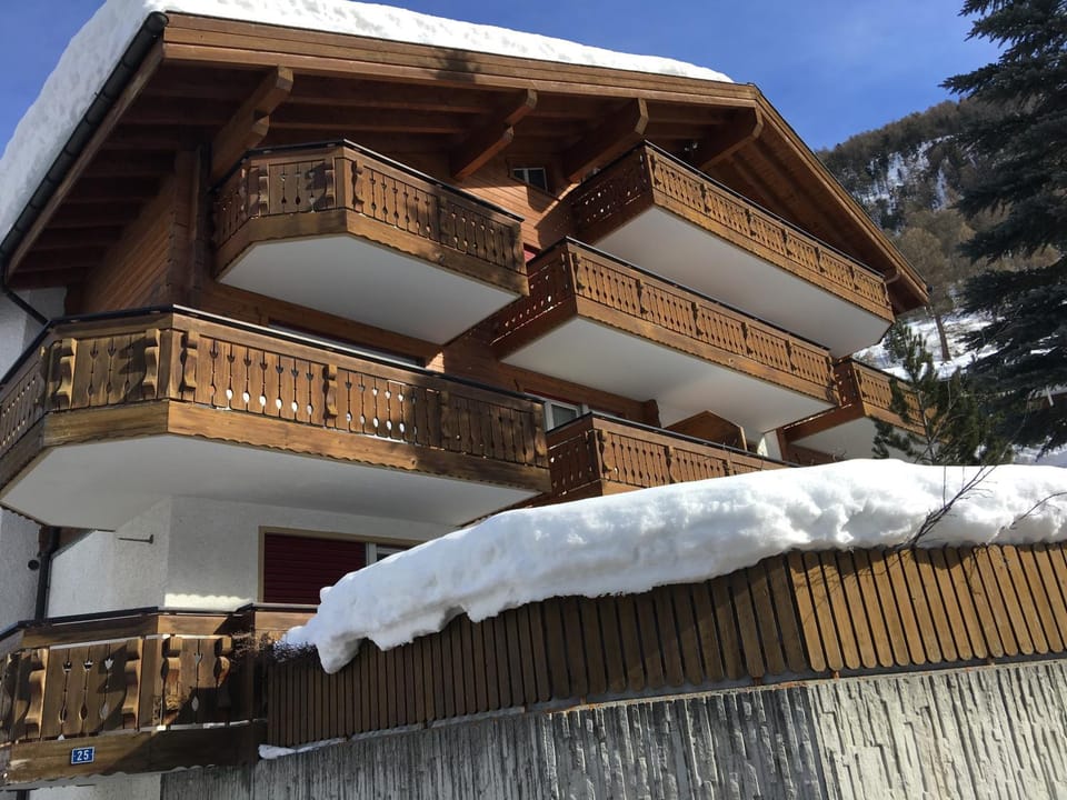 Property building, Winter, Mountain view