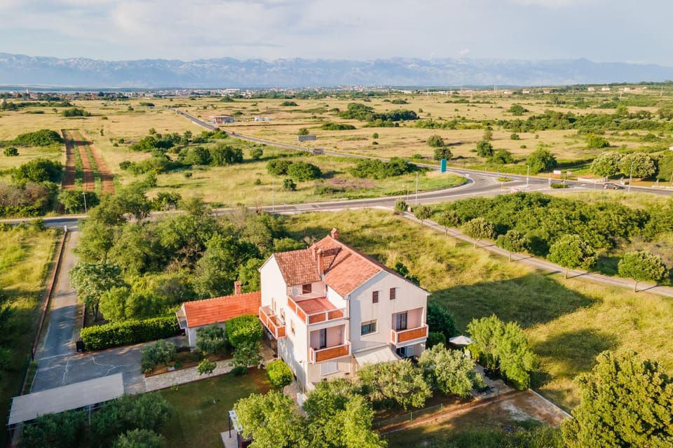 Apartment Yelica Apartment in Zadar County