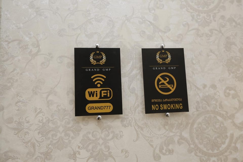 Lobby or reception, Logo/Certificate/Sign