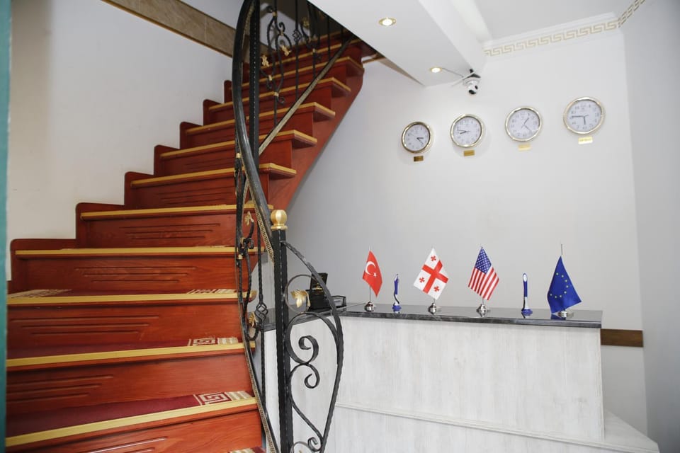 Lobby or reception, Lobby or reception