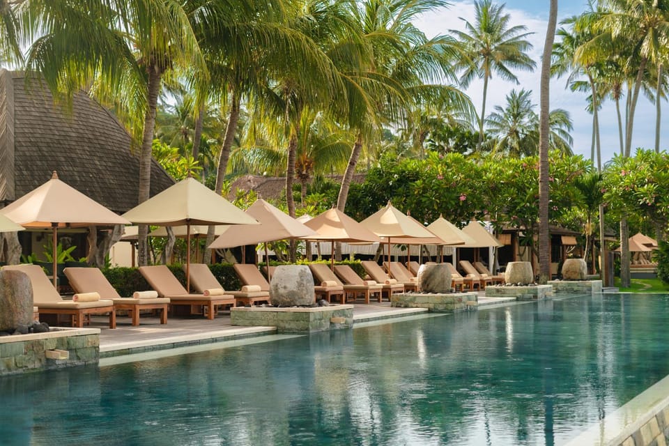 Nearby landmark, Day, Natural landscape, Pool view, Swimming pool