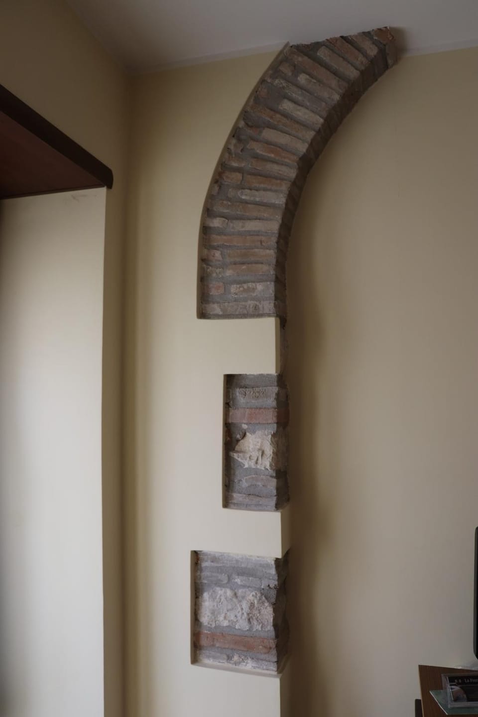 Living room, Decorative detail