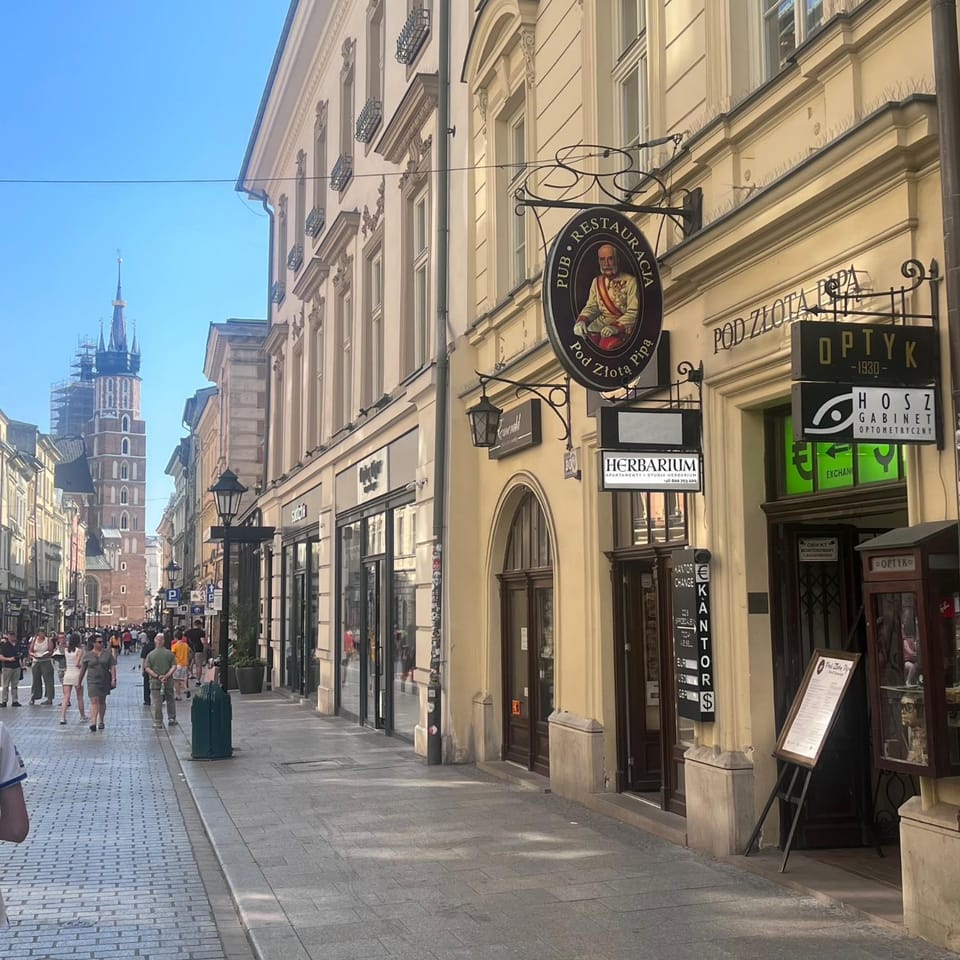Property building, Neighbourhood, City view, Street view, Location