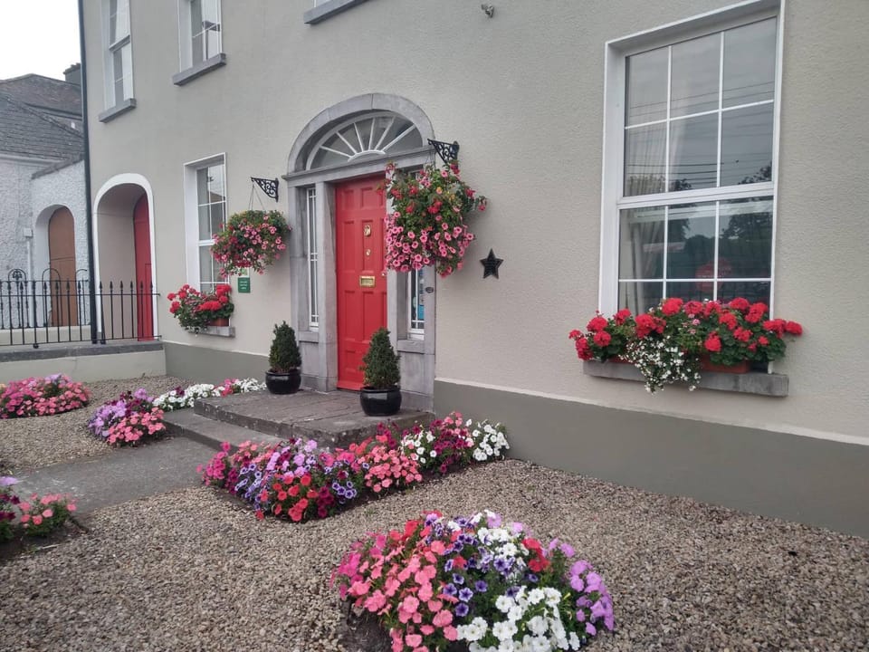 Townsend House Guest House Bed and Breakfast in Co. Tipperary, Ireland
