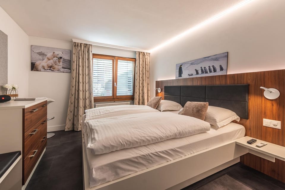 Central & Elegant Apartments,partially with Fireplace, by Zermatt Rental Apartment in Zermatt