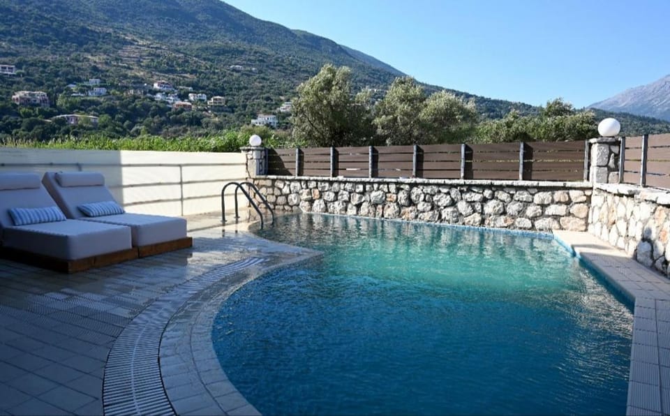 Pool view, Swimming pool, sunbed