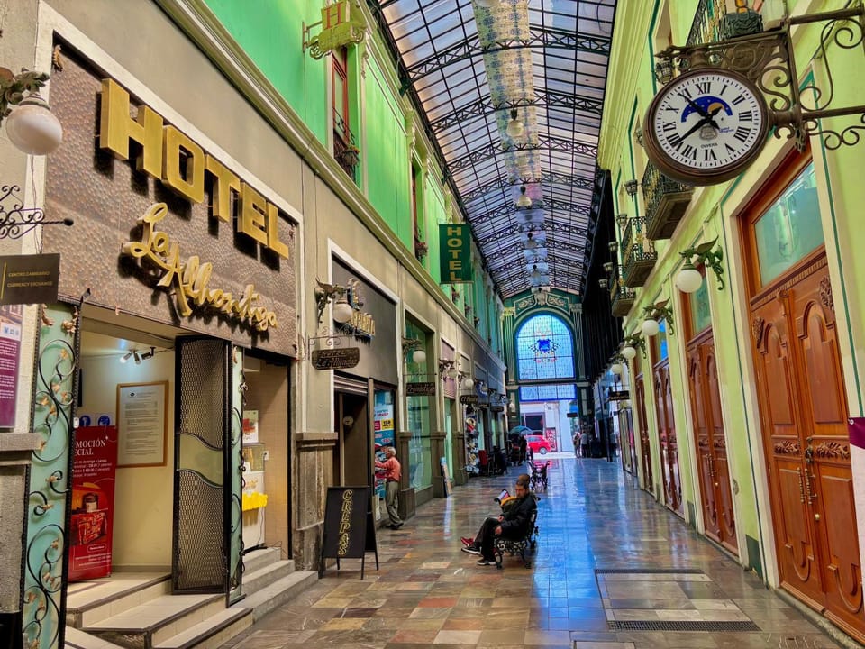 Property building, Facade/entrance, City view