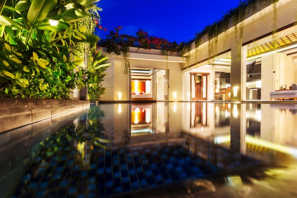 Swimming pool, Swimming pool