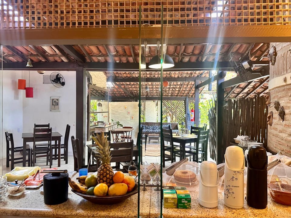Dining area, Breakfast