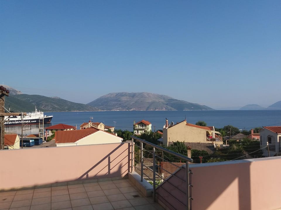Bird's eye view, Balcony/Terrace, On site, City view, Sea view