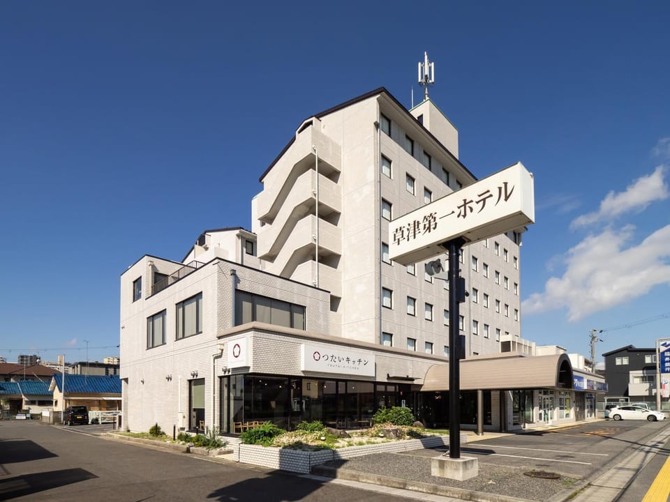 Property building, Day