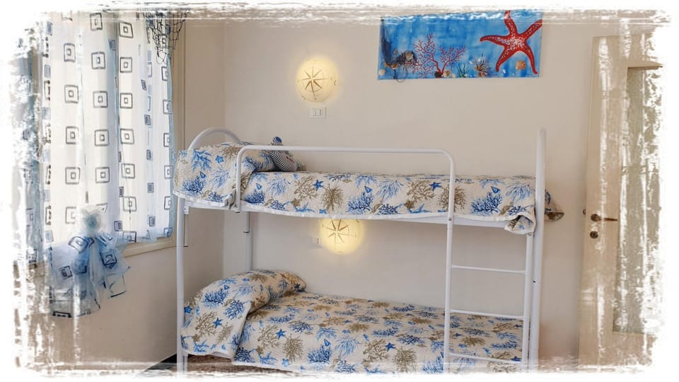 bunk bed