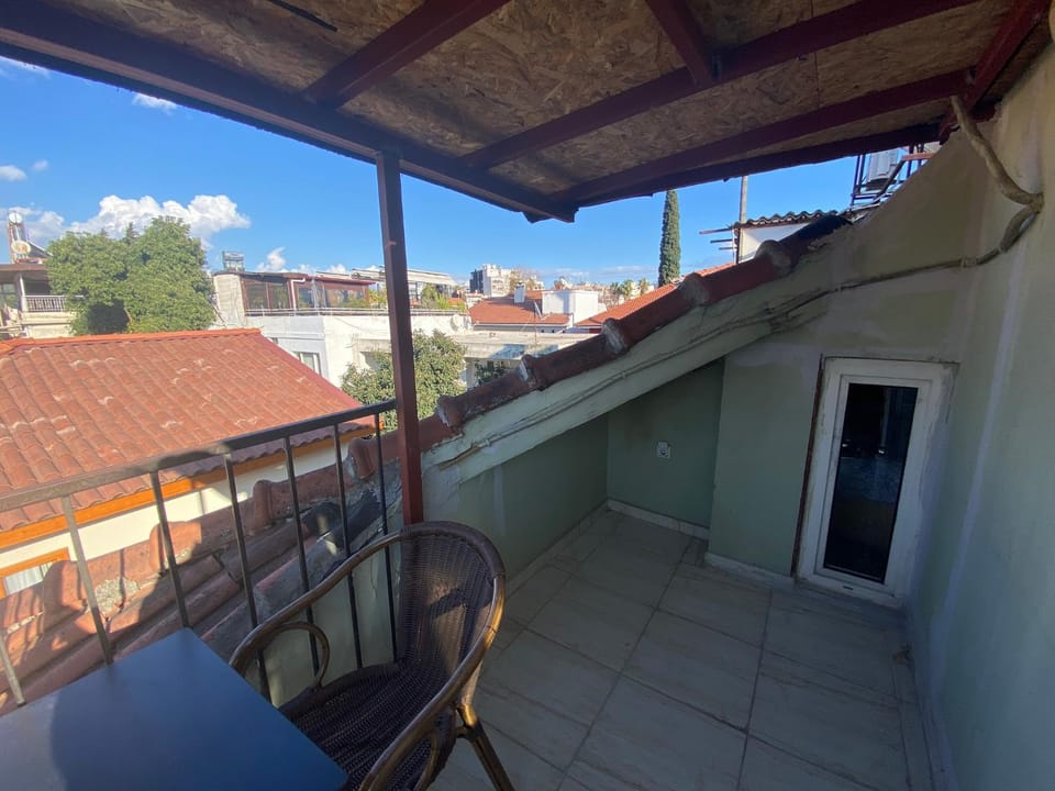 View (from property/room), Balcony/Terrace