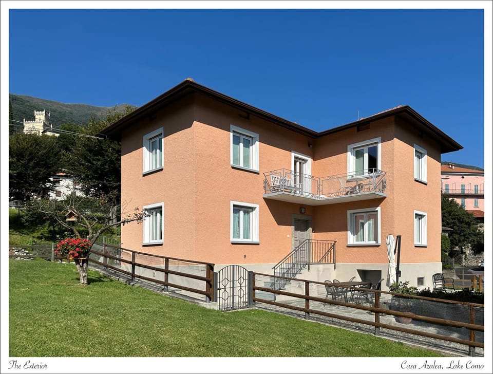 Property building, Day, Natural landscape, Garden