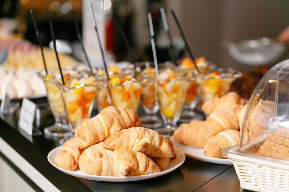Breakfast, Buffet breakfast