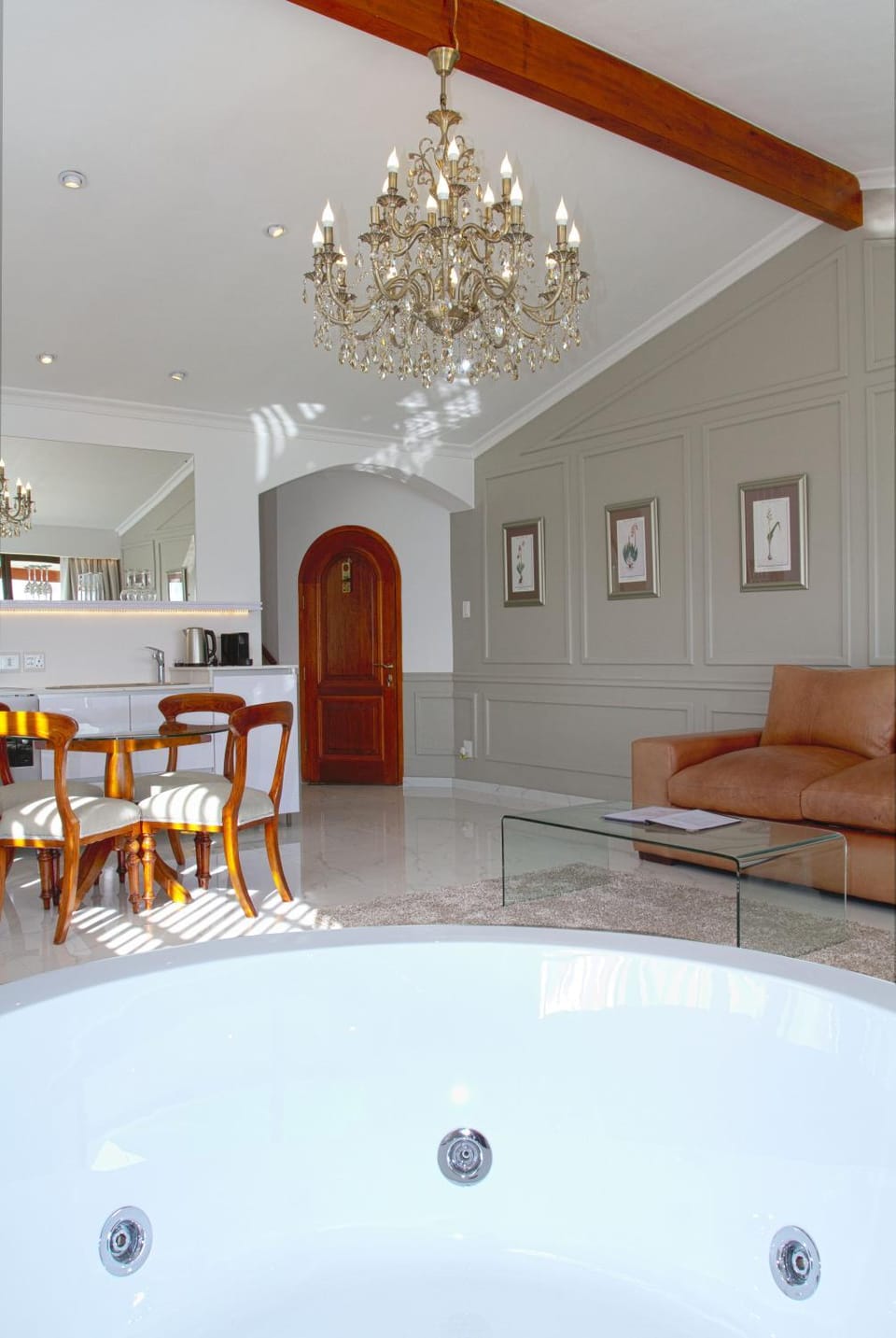 Living room, Dining area