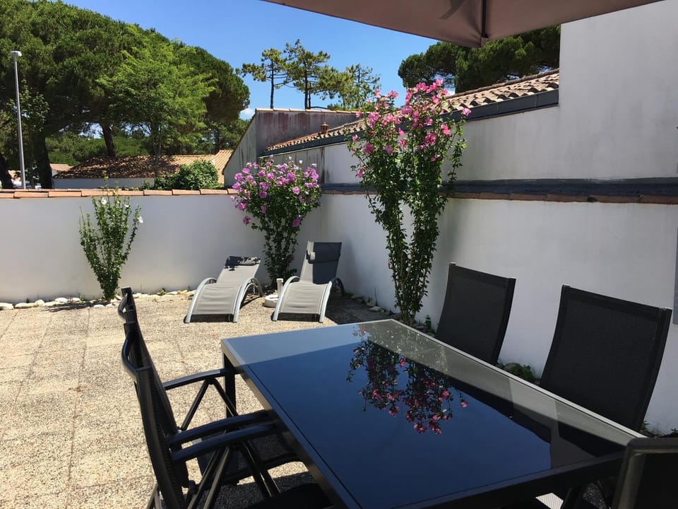 Patio, Garden, Balcony/Terrace