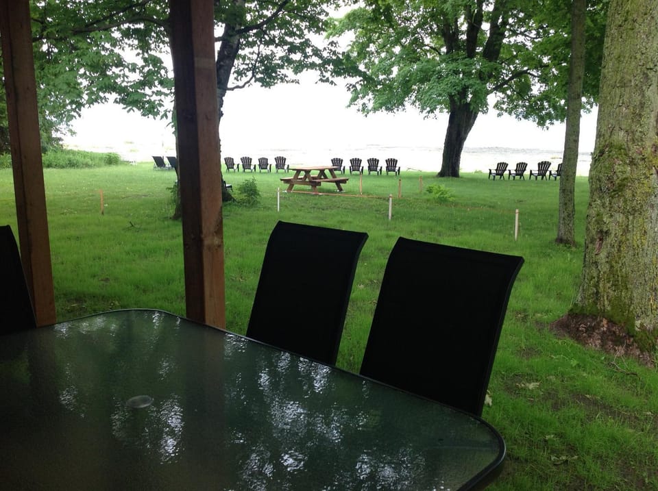Patio, Summer, BBQ facilities, Beach, Garden view, River view, Sunrise, internet