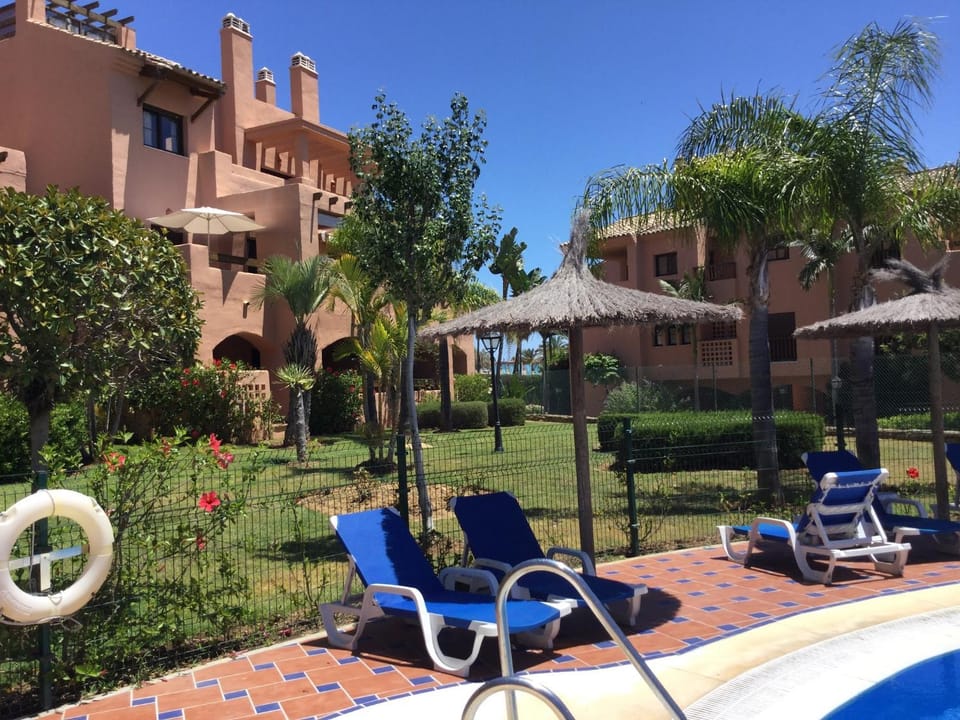 Garden, On site, Swimming pool